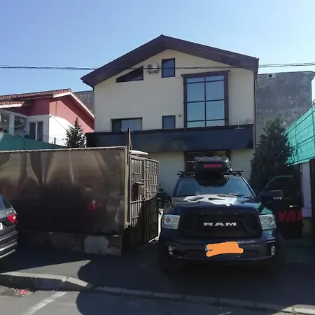 Gazde/Camere de închiriat Noua! *